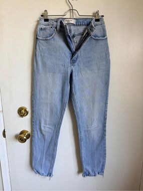 Abercrombie & Fitch Light Blue High-Rise Jeans size 27/4
